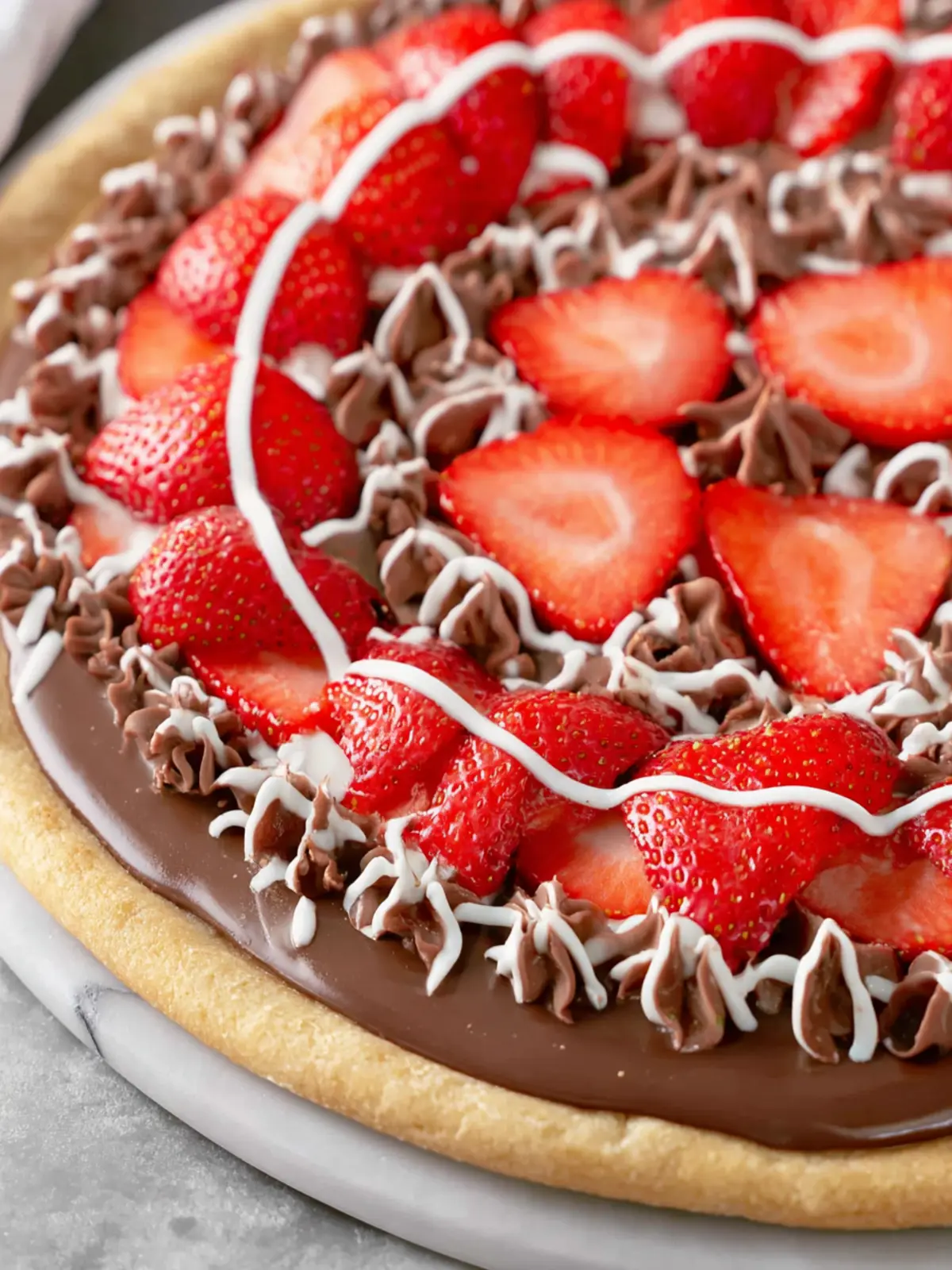 Strawberry Nutella Dessert Pizza First Image